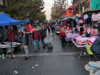 Problema del comercio ambulante en Estación Central: ¿Cómo solucionarlo efectivamente?
