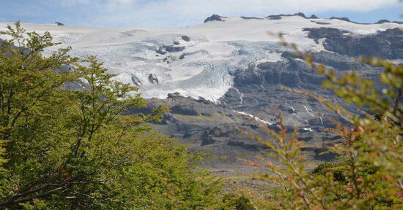 Rescatan a turistas atrapados en Sierra Nevada de Lonquimay sin lesiones