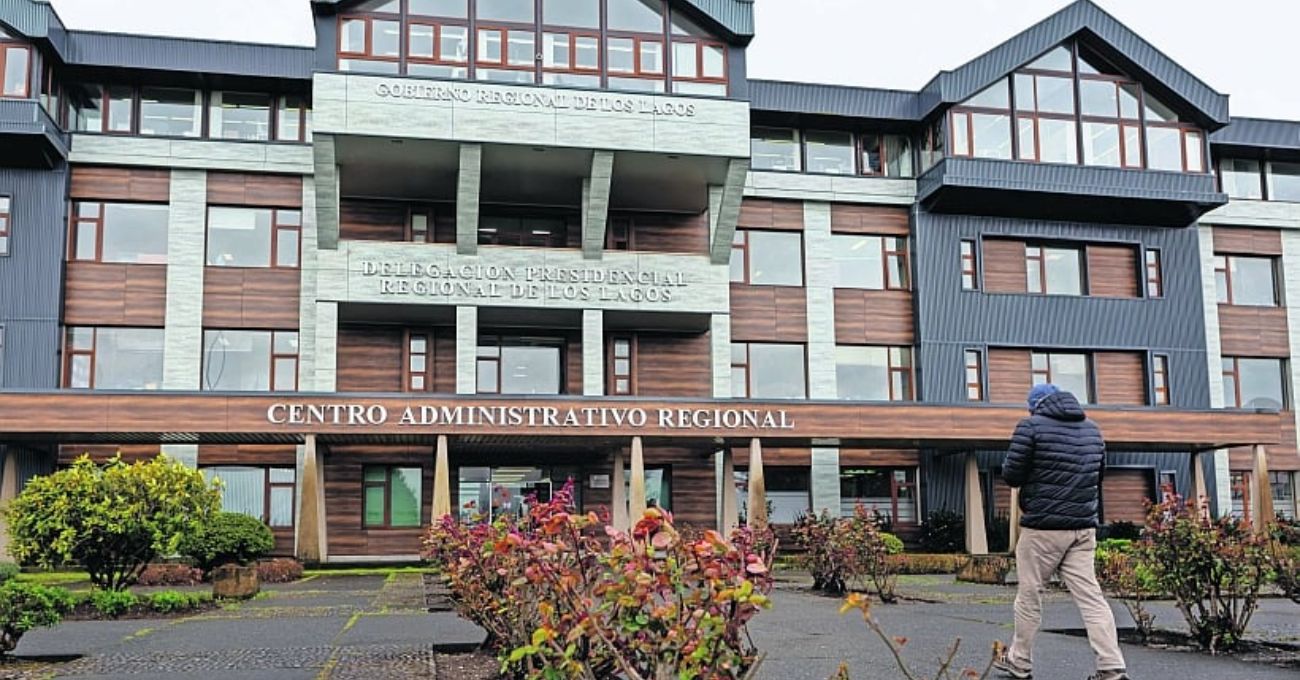 Acusaciones de malversación en Gobierno Regional Los Lagos generan tensiones laborales