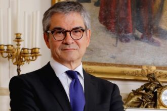 Ministro de Hacienda enfrenta nuevas acusaciones: impacto en el entorno político
