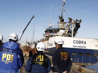 Hallazgo de posibles restos humanos en el buque Cobra