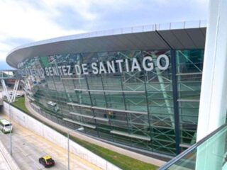 Aeropuerto de Santiago suma 41 tiendas comerciales en modernización integral
