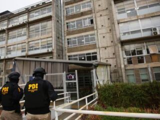 Desmantelan mafia de licencias de conducir en Maipú durante administración de Barriga