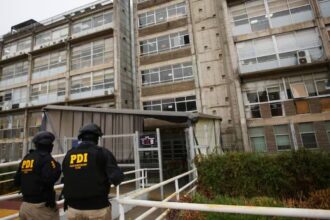 Desmantelan mafia de licencias de conducir en Maipú durante administración de Barriga