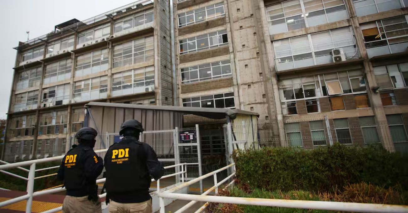 Desmantelan mafia de licencias de conducir en Maipú durante administración de Barriga