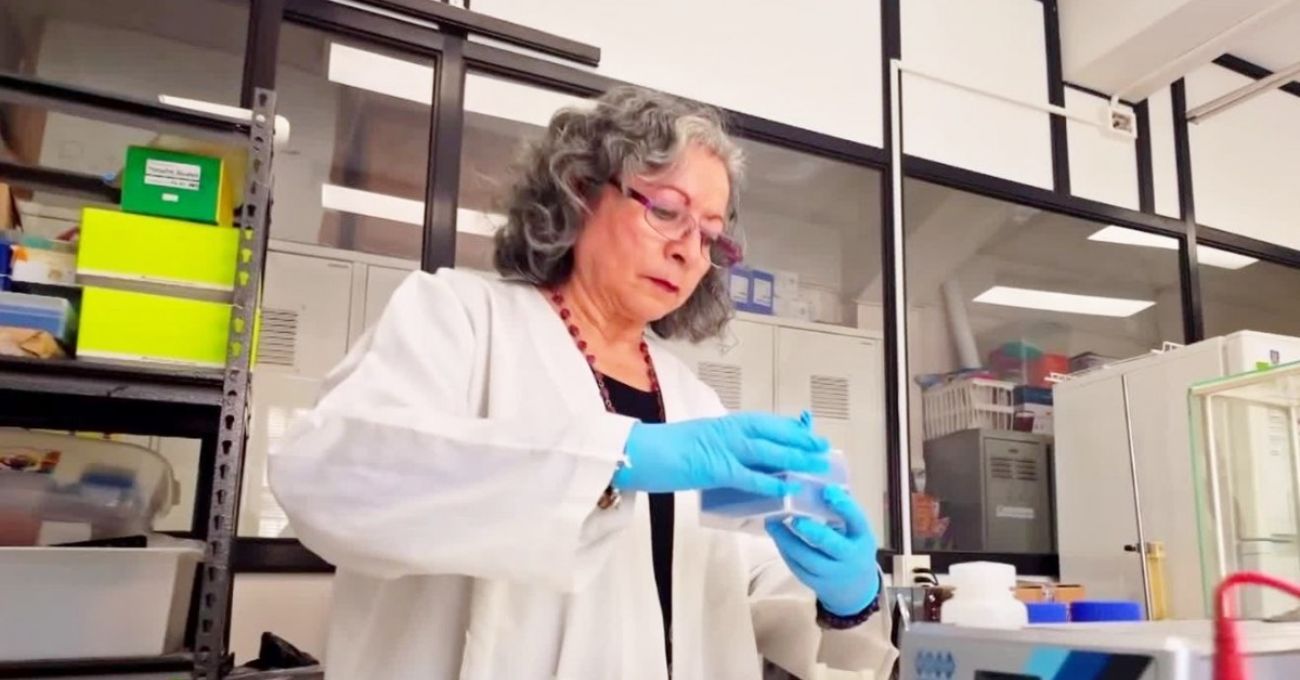 Probiótico revolucionario creado por científica chilena para combatir el cáncer gástrico