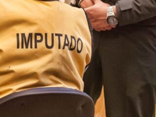 Padre condenado a cárcel de por vida por violar a su hija