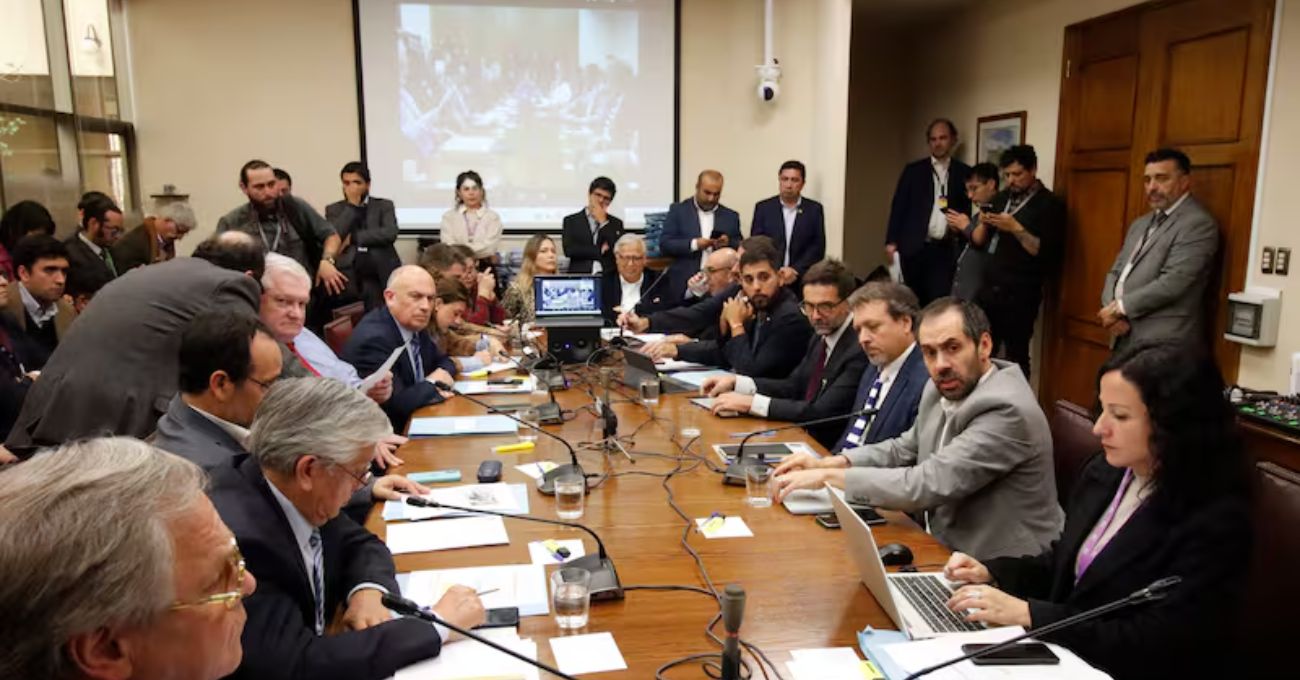 Disputa en Congreso por cuotas de extracción de merluza común
