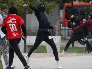Vecinos del Monumental exigen responsabilidad a Blanco y Negro
