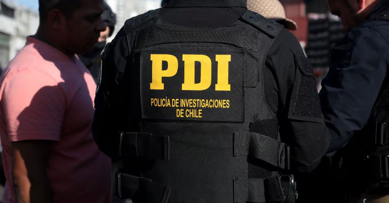 Dos adolescentes secuestrados por hombre colombiano en plaza de Cabrero