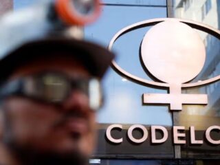 Escándalo en Codelco: Despiden a 21 trabajadores por viajes irregulares