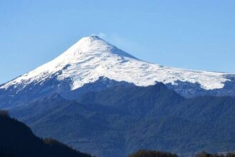 Excursionista muere al caer en cráter del Volcán Villarrica en Chile