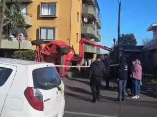 Dos heridos por caída de grúa en Temuco: investigan accidente grave