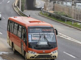 Paro de microbuses en Valparaíso por incumplimiento de compromisos del Gobierno