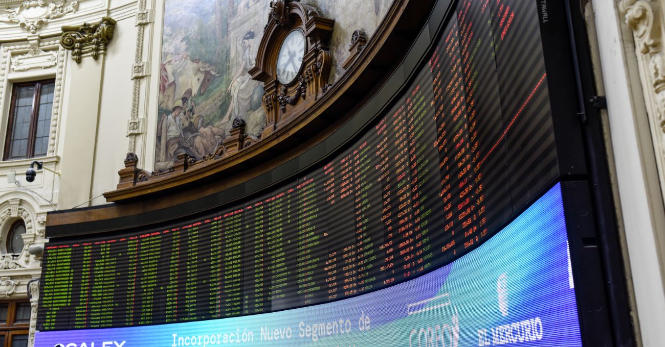 Bolsa de Santiago alcanza récord histórico tras tregua comercial entre EEUU y China