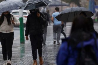 Michelle Adam confirma adelanto de lluvias intensas para Santiago este sábado 17 de mayo