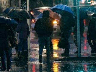 Tres eventos de lluvias para Santiago este fin de semana: ¿Cuándo y cuánto lloverá?