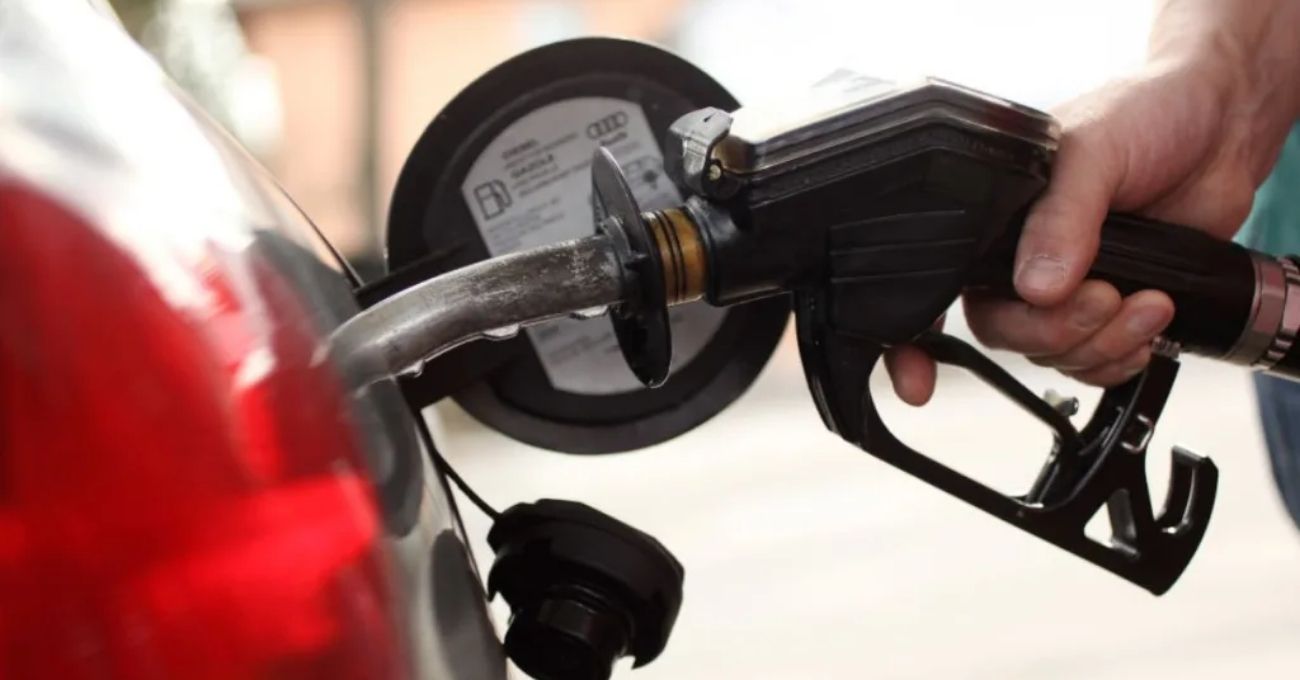 La parafina bajó $20: Revisa cómo quedaron los precios de los combustibles este jueves 15 de mayo