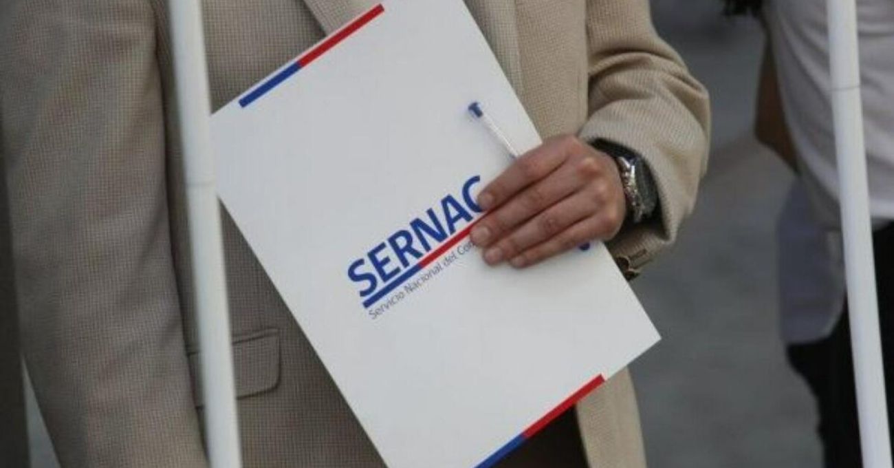 Sernac prohíbe cobros extra por retiro en tienda: Empresas deben ofrecer opción gratuita