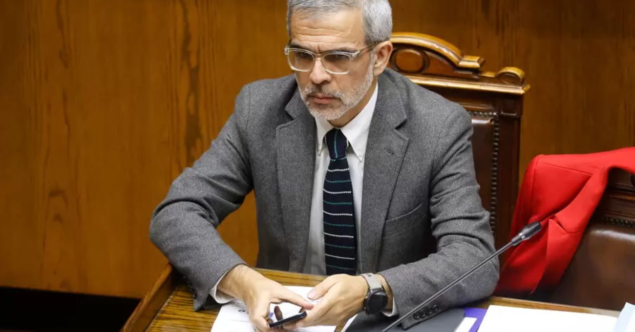 Ministro Cordero sobre la salida del fiscal Cooper del Caso Procultura: "Es una decisión estratégica del Fiscal Nacional"