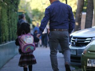 Vacaciones de invierno 2025: ¿Cuál es el último día de clases del primer semestre en cada región de Chile?