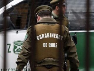 Funcionario de Carabineros en estado de ebriedad choca contra autos y casa en Maipú