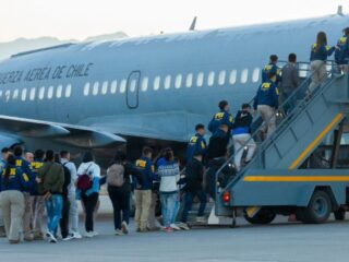 Gobierno expulsa a 34 migrantes con destino a Bolivia, Colombia y República Dominicana: conoce las razones y cifras