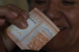 ¿Aún no cobras el Aporte Familiar Permanente 2025? Revisa hasta cuándo puedes retirar el Bono Marzo