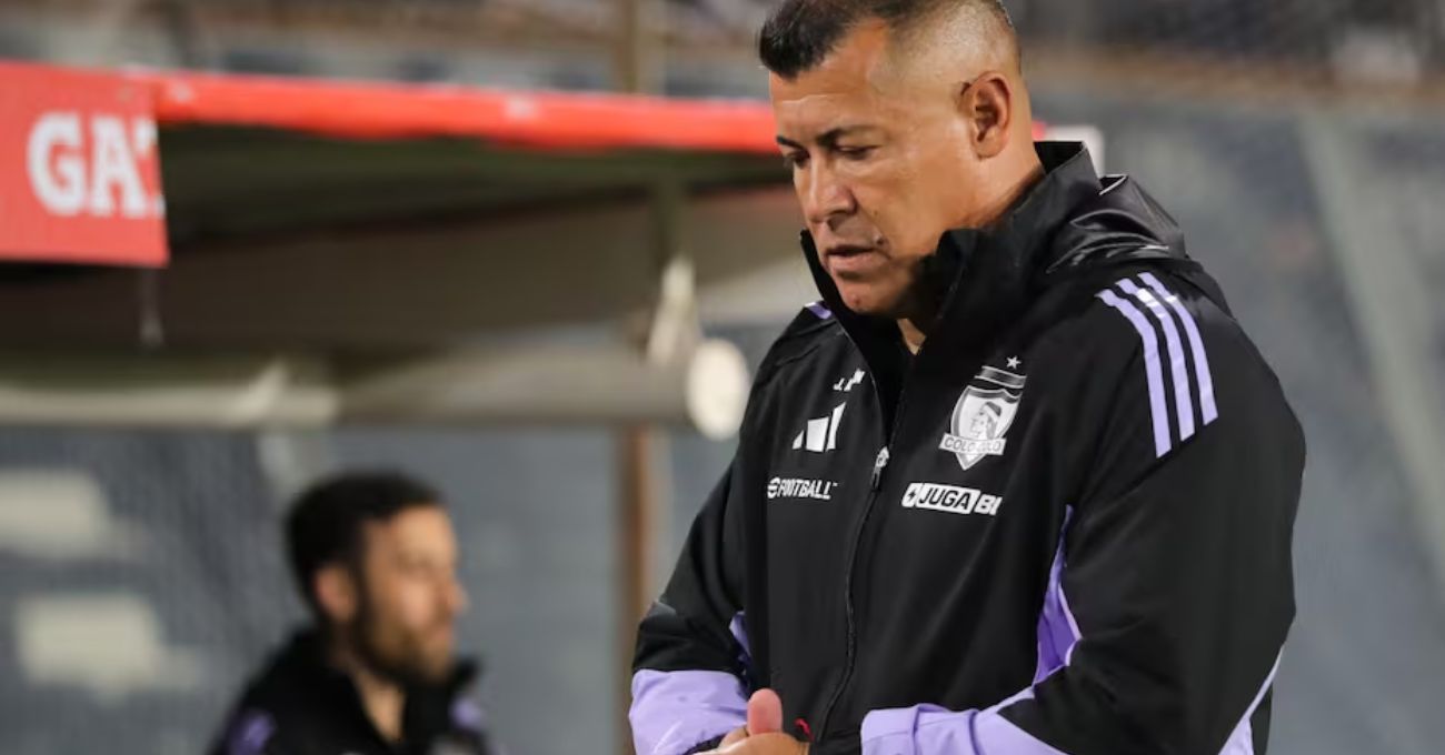 Jorge Almirón en la cuerda floja: Colo Colo vota este martes su continuidad