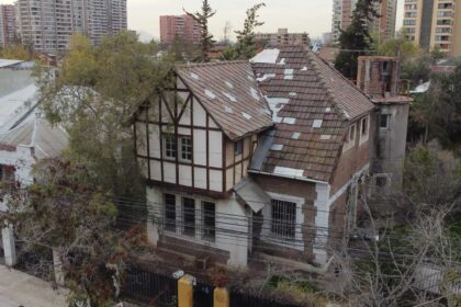 Nueva Casa de Boric en San Miguel: Remodelación Superaría los $130 Millones, Según Expertos