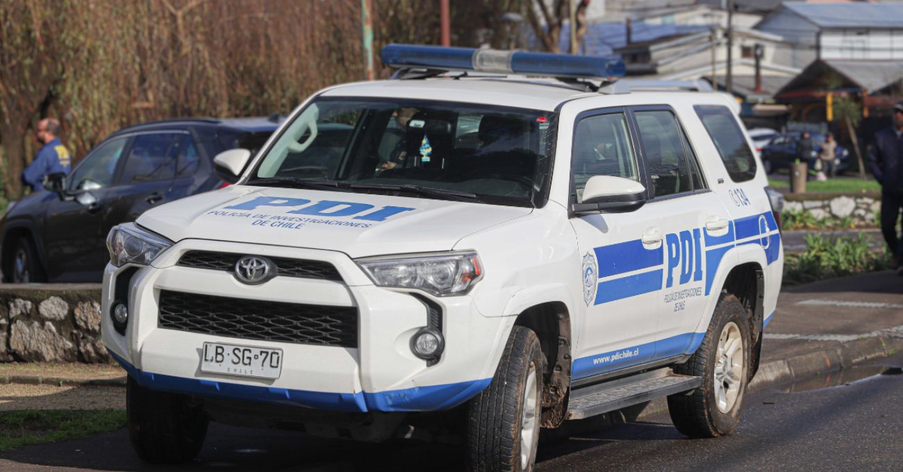 Adolescente de 16 años es asesinado a balazos mientras iba en moto con su polola en Los Ángeles