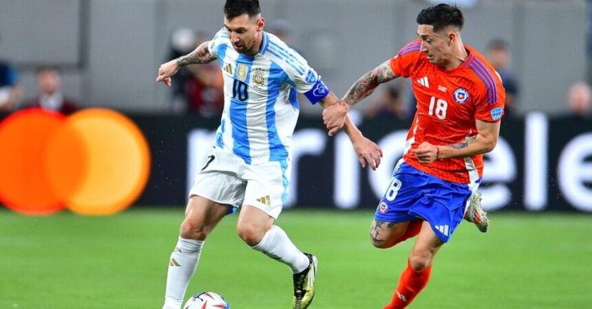 Gareca ya trabaja con cuatro jugadores de La Roja para el crucial duelo ante Argentina
