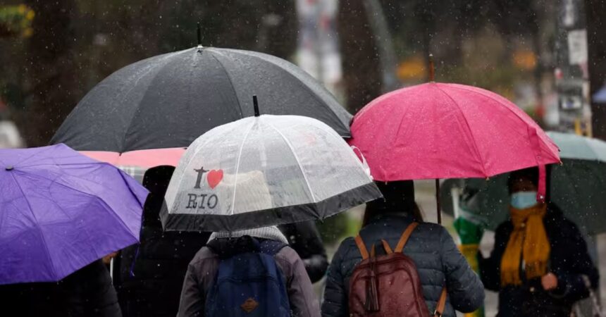 Jaime Leyton confirma regreso de la lluvia a Santiago: Precipitaciones caerán entre lunes y martes