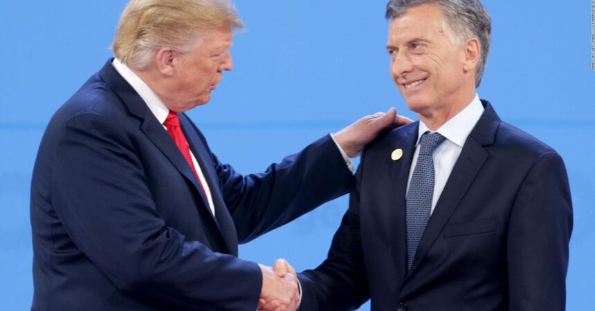 Macri revela insólito consejo de Trump: “Deberías conquistar Chile para tener ambos océanos”