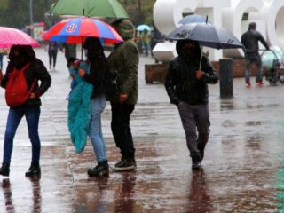 El invierno comienza a asomarse: así estará el tiempo este fin de semana en Santiago y el resto del país