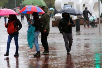 El invierno comienza a asomarse: así estará el tiempo este fin de semana en Santiago y el resto del país