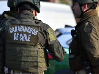 Violento robo en Maipú: sujetos armados se llevan vehículo avaluado en $70 millones desde empresa automotriz