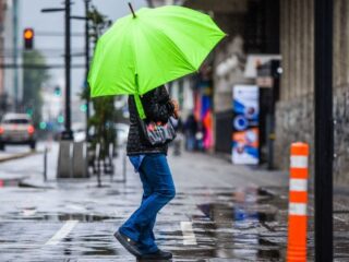 Lluvias regresan a la zona central este lunes 26 de mayo: revisa el horario estimado y regiones afectadas