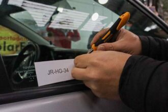 ¿No grabaste la patente en tu auto? Esta es la multa que podrías recibir según la nueva normativa