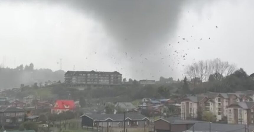 Tornado en Puerto Varas deja más de 100 viviendas afectadas y al menos 327 damnificados