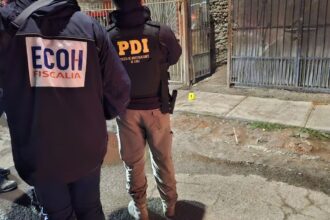Asesinato en La Pintana: Hombre es baleado dentro de su auto y Fiscalía investiga posible ajuste de cuentas