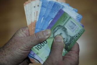 ¿Qué beneficios puede recibir tu familia? Conoce los principales bonos que entrega el Estado en 2025