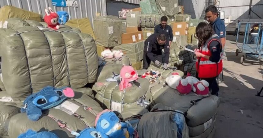Golpe al contrabando: PDI incauta más de 700 mil productos falsos provenientes de China en Cerrillos