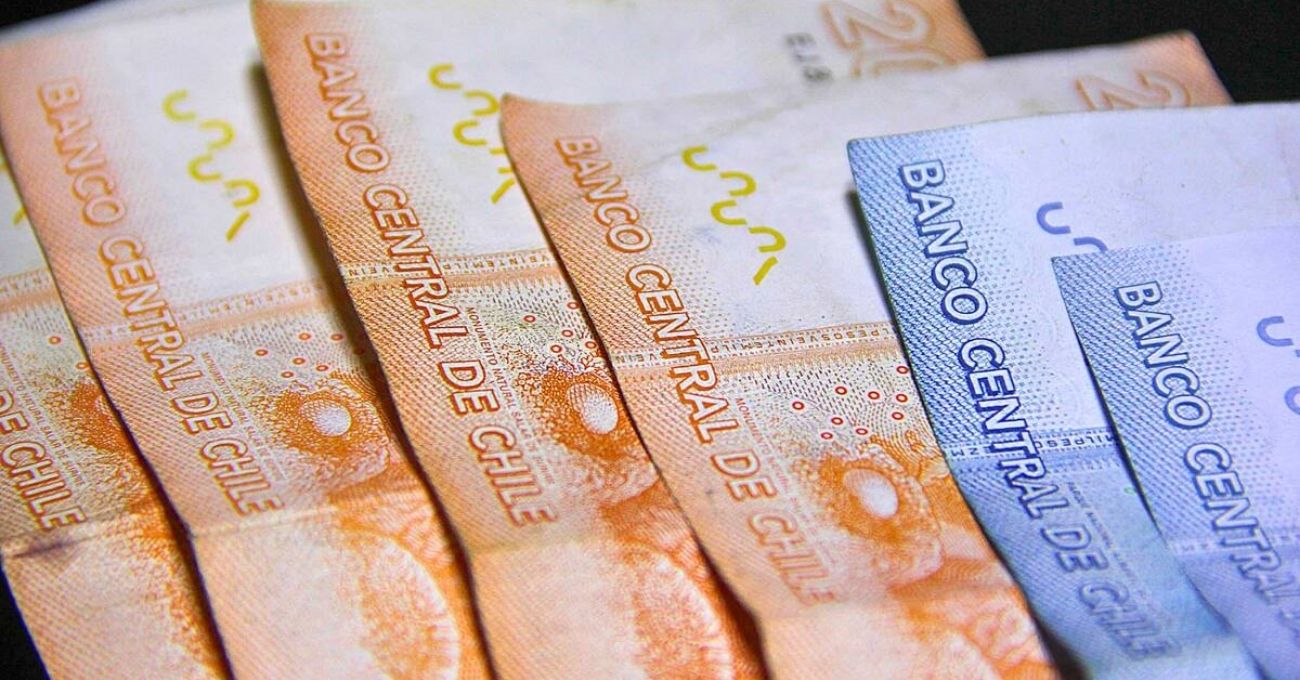 ¿Por qué no ha subido aún el sueldo mínimo? Gobierno confirma que reajuste será retroactivo desde mayo