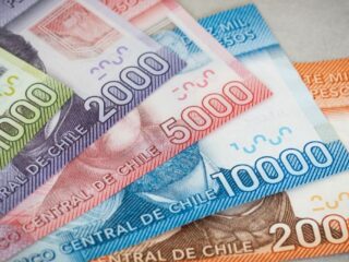 Bonos estatales para mujeres trabajadoras, madres y pensionadas