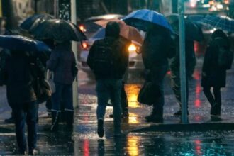 Lluvia en Santiago: ¿Cuándo comienza y qué zonas se verán más afectadas?