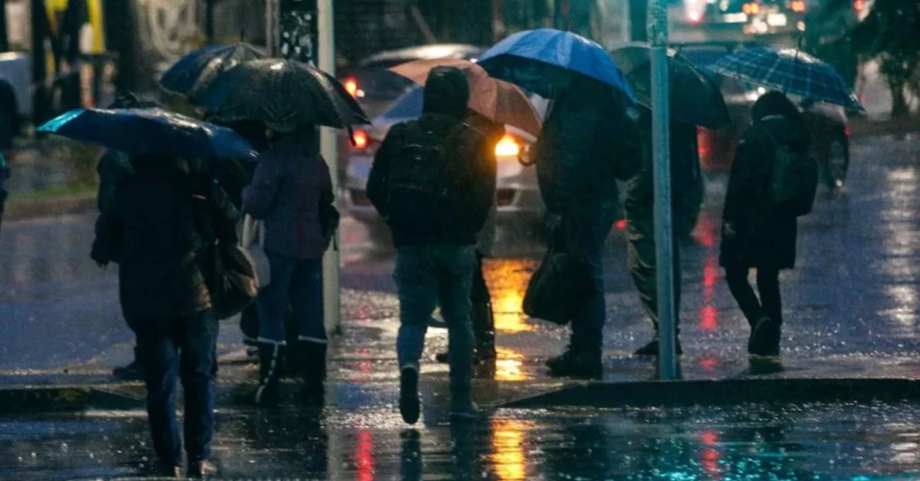 Lluvia en Santiago: ¿Cuándo comienza y qué zonas se verán más afectadas?