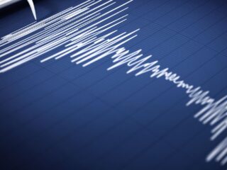 Más de 270 réplicas tras el fuerte sismo de magnitud 7,5 en Puerto Williams