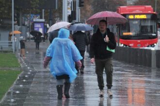 Pronóstico de lluvia en Santiago: se esperan más de 30 mm este jueves según centro meteorológico internacional