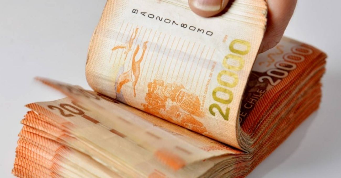 Bonos para familias en Chile: Conoce los principales beneficios económicos que puedes solicitar en junio